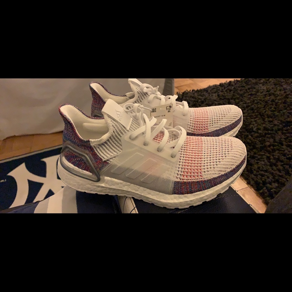 Adidas ultraboost 19 size 9.5 men’s